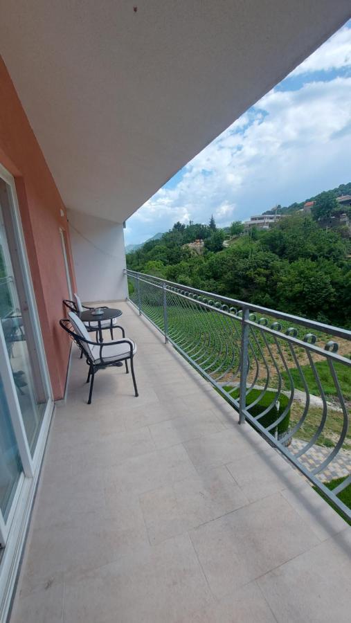 Apartman Nature Zvecanje Bagian luar foto