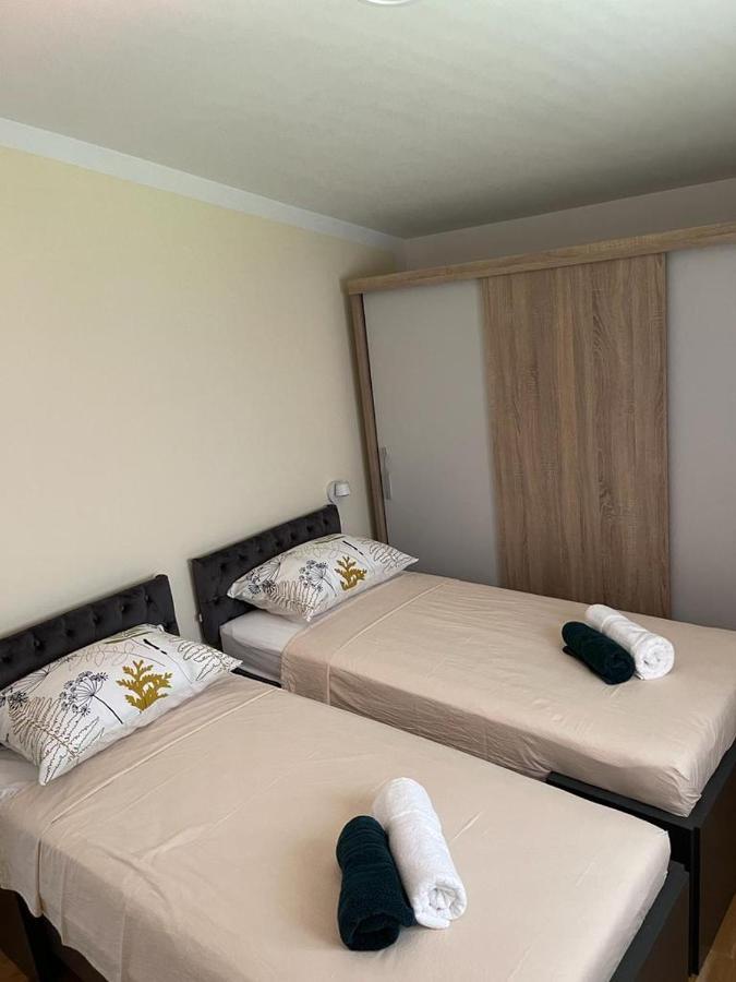 Apartman Nature Zvecanje Bagian luar foto